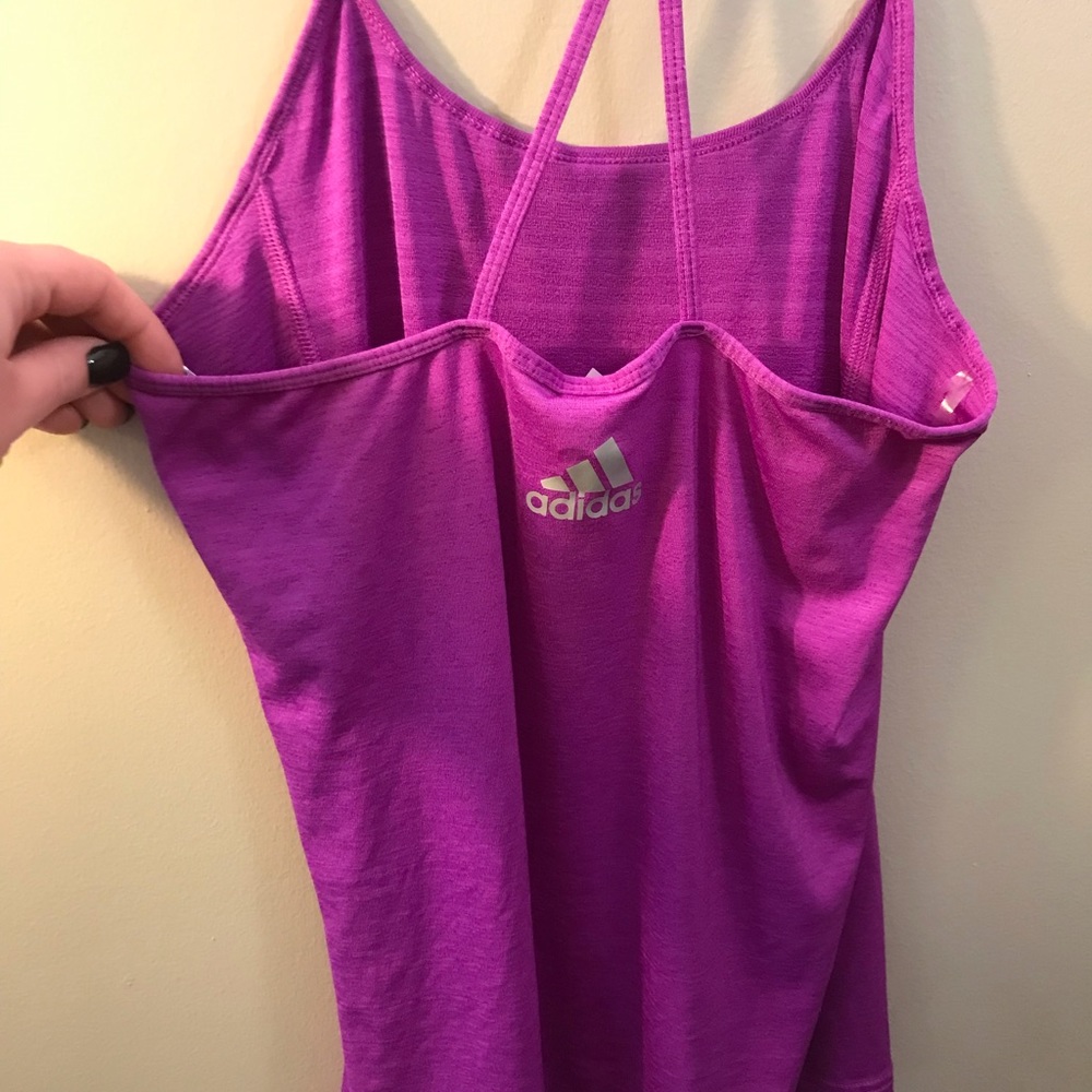 Like New Woman’s Adidas Cross Back Athletic Tank Top